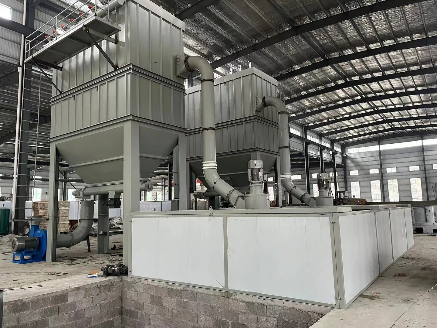 Cronus ring roller mill system operating at a customer site